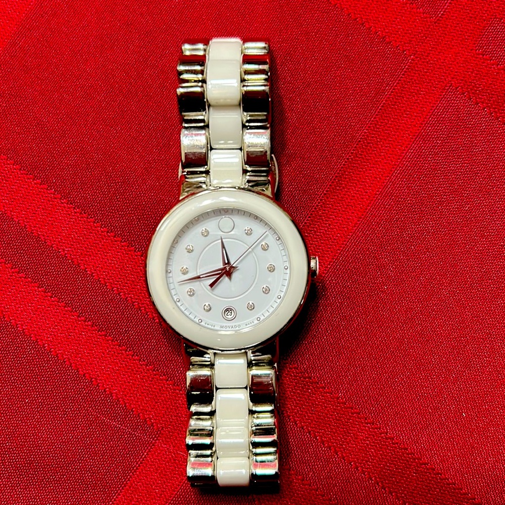 Movado Womens Two Tone White Ceramic Watch